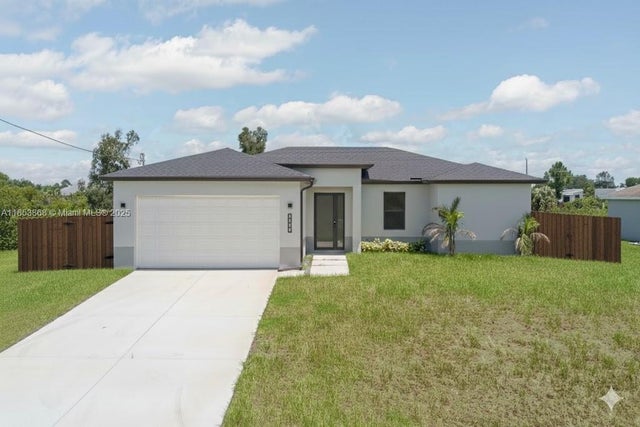 3002 63rd St W, Lehigh Acres