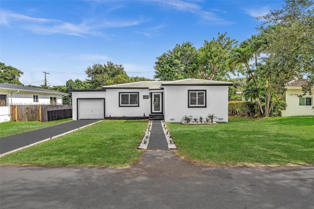1 of 42 - 141 Nw 89th St, El Portal, FL