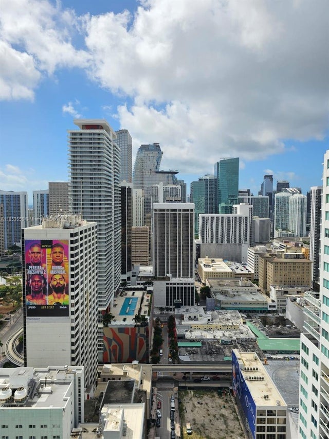 4 of 28 - 244 Biscayne Blvd 3707, Miami, FL