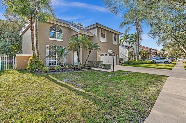 3 of 50 - 2927 Bogota Ave, Cooper City, FL