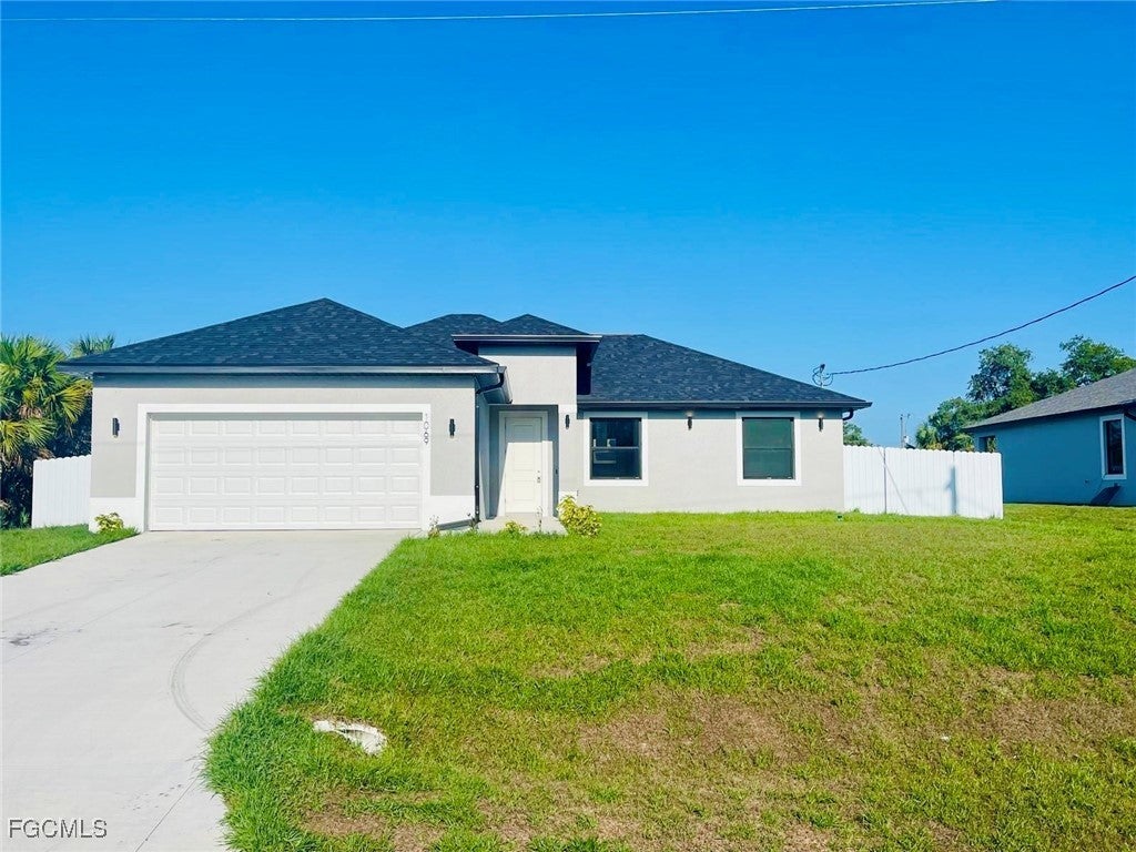 1069 N Hilton Cir, Labelle