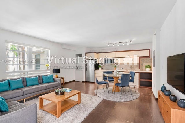 3 of 18 - 435 21st St 212, Miami Beach, FL