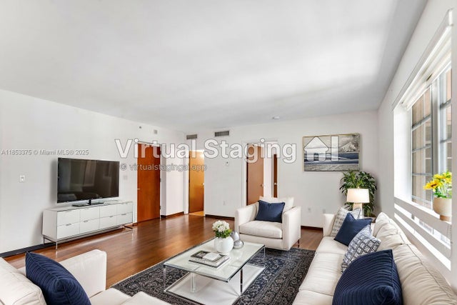 5 of 18 - 435 21st St 212, Miami Beach, FL