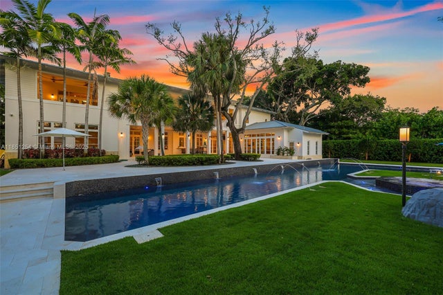 2 of 35 - 13580 Sw 67th Ave, Pinecrest, FL