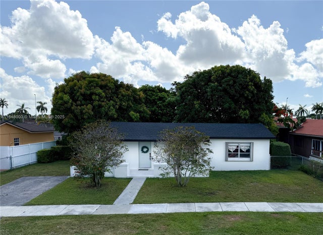 1 of 34 - 3131 Sw 117th Ct, Miami, FL