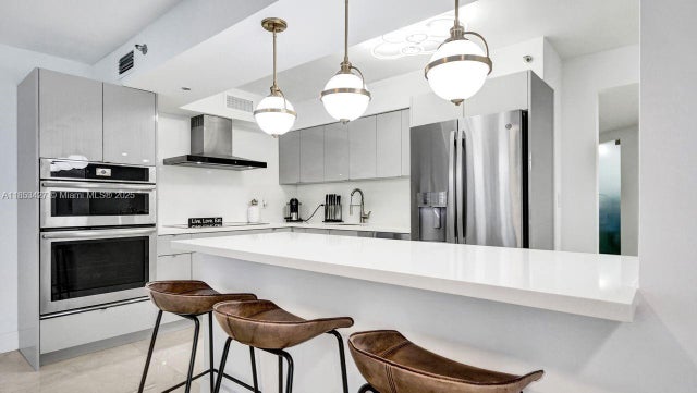 4 of 40 - 5757 Collins Ave 1605, Miami Beach, FL