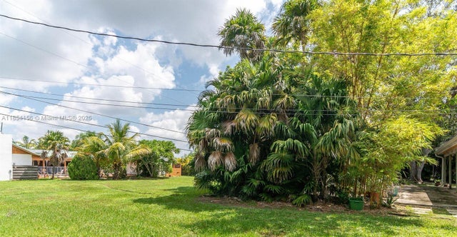 2 of 9 - 8465 Sw 143rd St, Palmetto Bay, FL