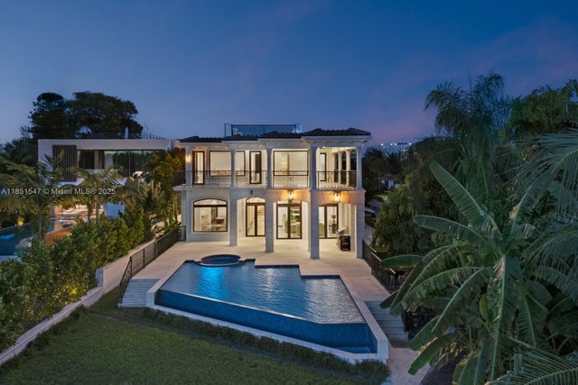 4 of 46 - 919 92nd St, Surfside, FL