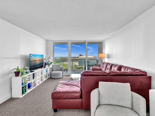 5 of 25 - 100 Bayview Dr 1025, Sunny Isles Beach, FL