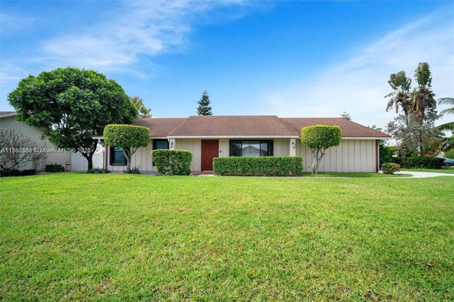 372 Nw 35th Pl, Boca Raton