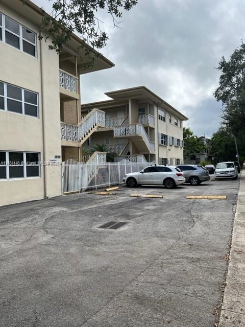1 of 19 - 1958 Monroe St 208, Hollywood, FL