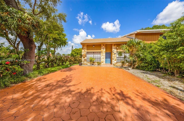 1 of 33 - 7380 Sw 114th Pl, Miami, FL