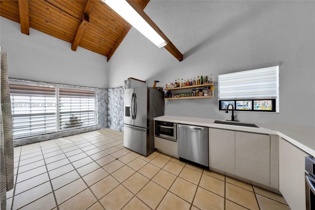 5 of 33 - 7380 Sw 114th Pl, Miami, FL