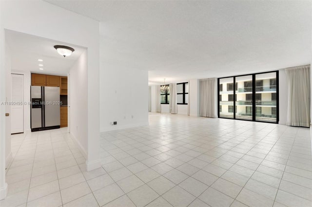 2 of 33 - 9801 Collins Ave 18h, Bal Harbour, FL