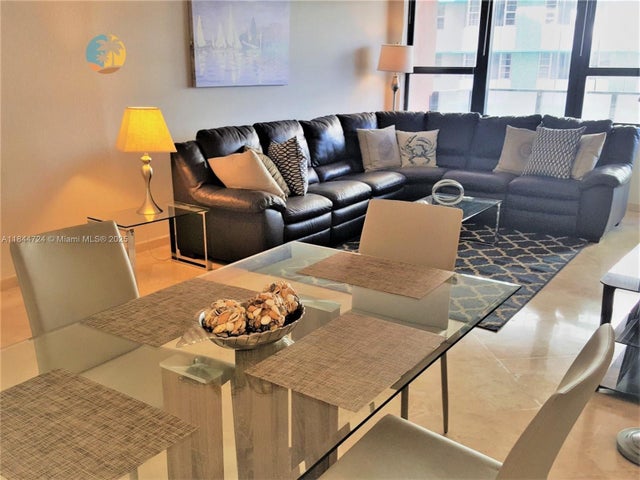3 of 24 - 5225 Collins Ave 510, Miami Beach, FL