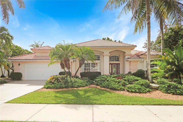 1 of 25 - 2725 Fairways Dr, Homestead, FL