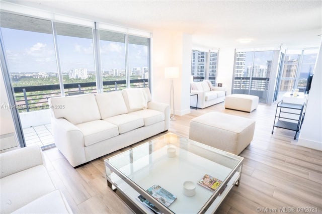 4 of 29 - 3530 Mystic Pointe Dr 2509, Aventura, FL