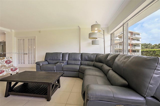 4 of 45 - 1700 Ne 105th St 203, Miami Shores, FL