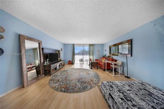 Photo of Listing #A11850673