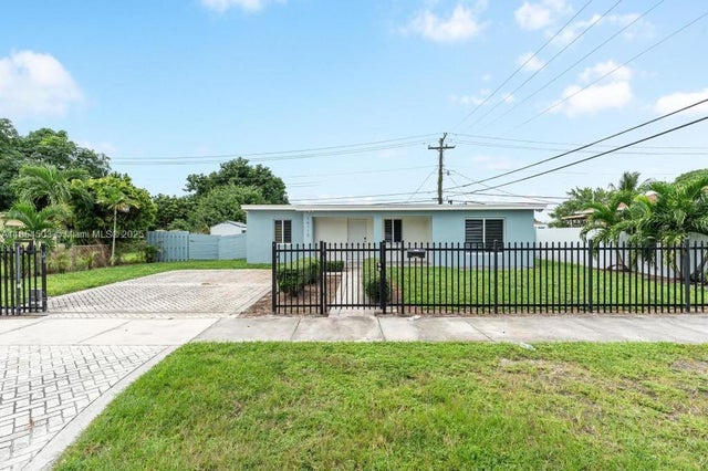 1 of 23 - 16110 Nw 26th Ave, Miami Gardens, FL