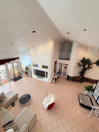 Photo of Listing #A11842178