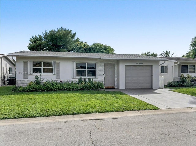 4 of 17 - 6960 Nw 11th Ct, Margate, FL