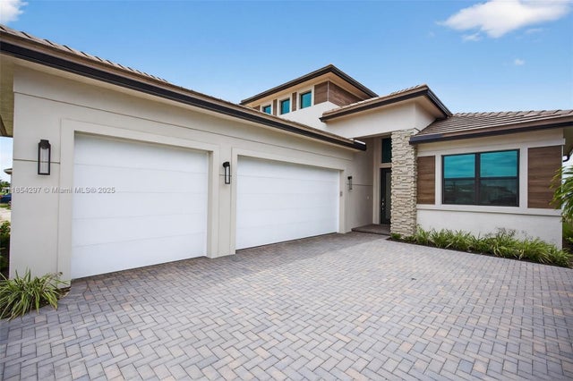 3 of 49 - 9594 St. Germain Dr, Palm Beach Gardens, FL