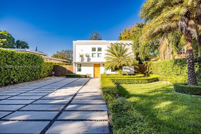 2 of 32 - 275 Ne 89th St, El Portal, FL