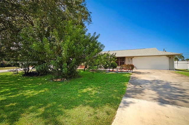 2 of 35 - 7100 Winter Garden Pkwy, Fort Pierce, FL
