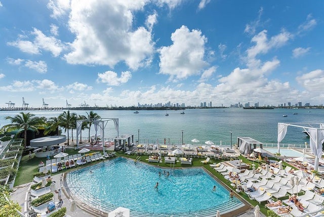 1 of 17 - 1100 West Ave 425, Miami Beach, FL