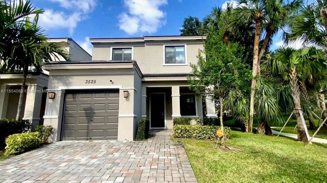 1 of 6 - 3525 Nw 1st St, Pompano Beach, FL