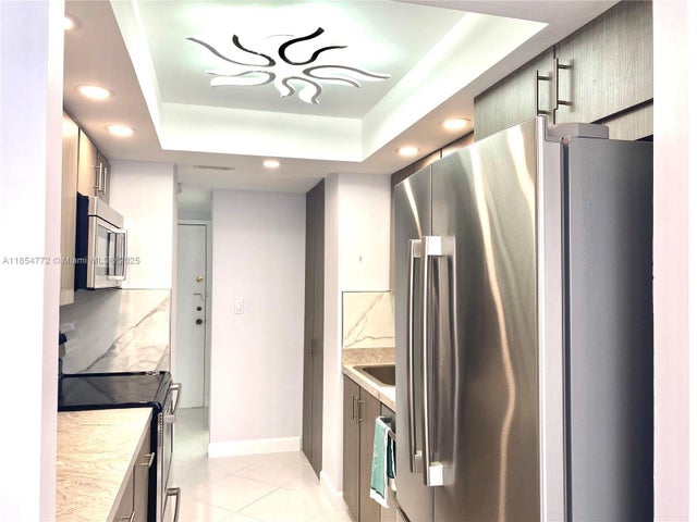 5 of 29 - 251 174th St 615, Sunny Isles Beach, FL