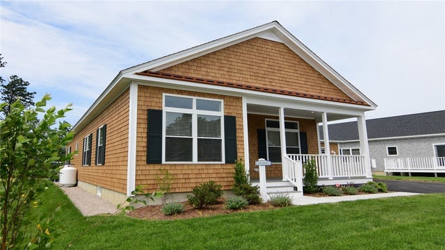 421 South Shore Village Blvd # D55, South Kingstown