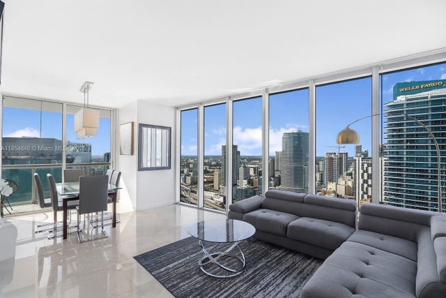1 of 11 - 485 Brickell Ave 4404, Miami, FL