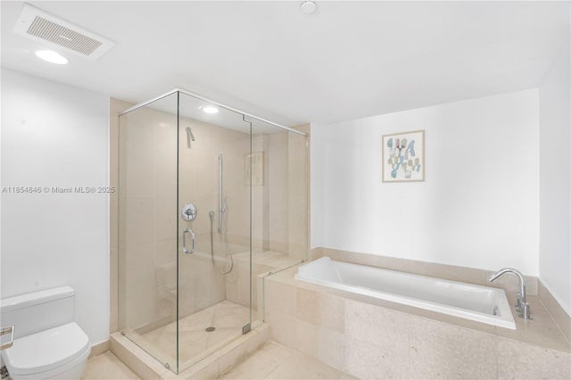 5 of 11 - 485 Brickell Ave 4404, Miami, FL