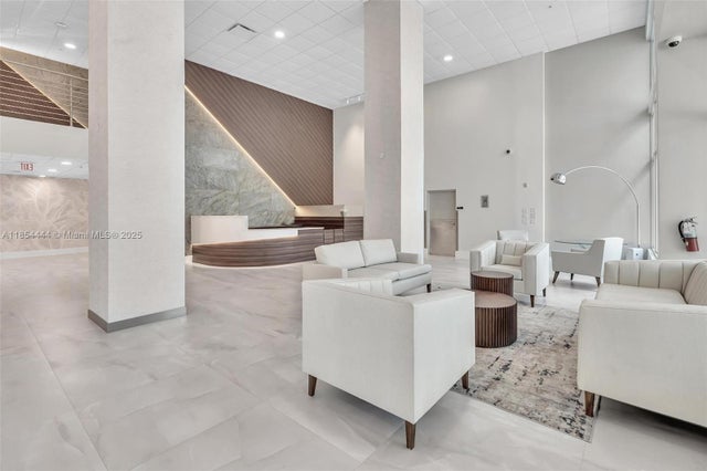 3 of 27 - 3000 S Ocean Dr 1210, Hollywood, FL
