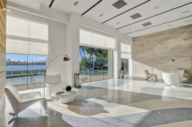5 of 36 - 650 West Ave 1408, Miami Beach, FL
