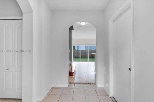 4 of 29 - 2883 Sw 129th Ter, Miramar, FL