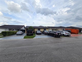 Photo of Listing #A11853845