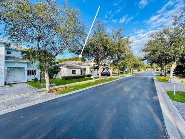 3 of 31 - 2875 Ne 4th St, Homestead, FL