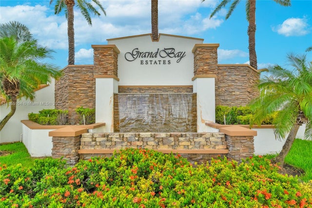 1 of 44 - 8630 Nw 101st Pl, Doral, FL