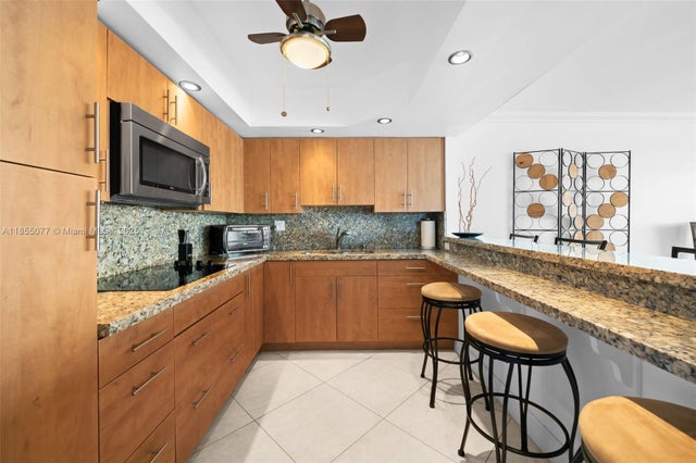 5 of 29 - 3111 N Ocean Dr 1503, Hollywood, FL