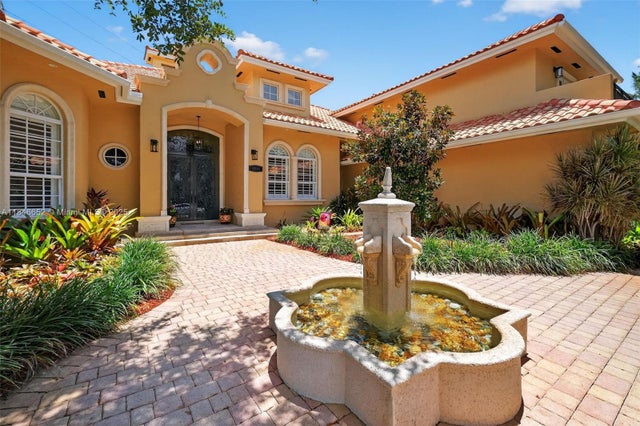 3 of 75 - 8920 Sw 162nd Ter, Palmetto Bay, FL