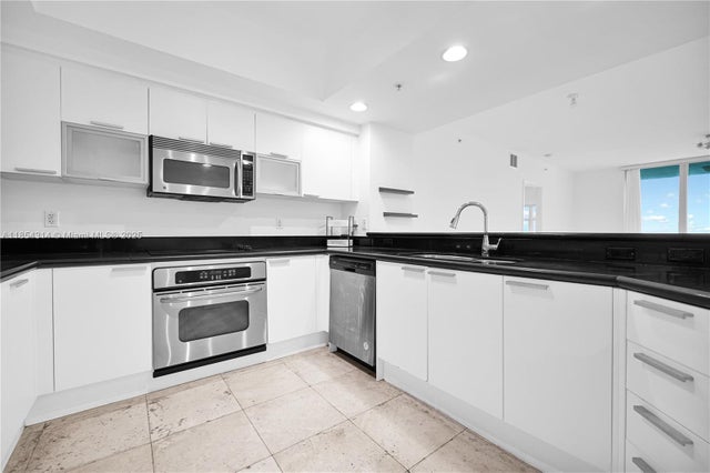 3 of 44 - 15051 Royal Oaks Ln 1605, North Miami, FL