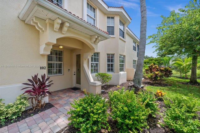 3 of 50 - 5626 Cape Harbour Dr 102, Cape Coral, FL