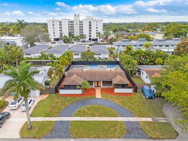 5 of 42 - 5230 Tyler St, Hollywood, FL