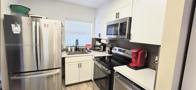 2 of 36 - 9480 Sunrise Lakes Blvd 306, Sunrise, FL