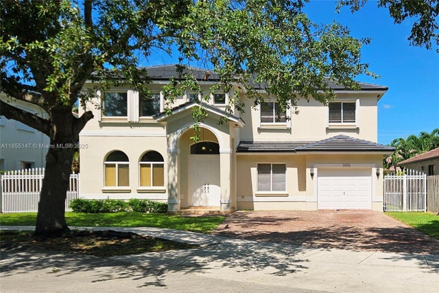 2864 Sw 138th Path, Miami