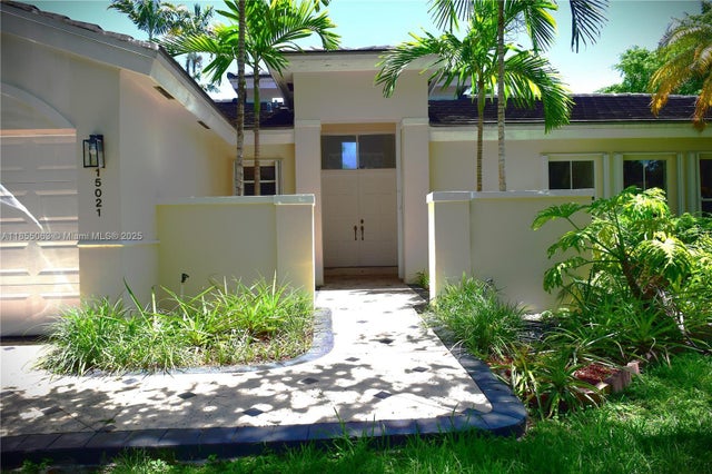 4 of 38 - 15021 Sw 75th Ct, Palmetto Bay, FL