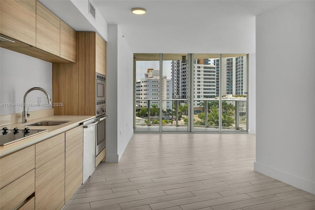 1 of 26 - 6620 Indian Creek Dr 704, Miami Beach, FL